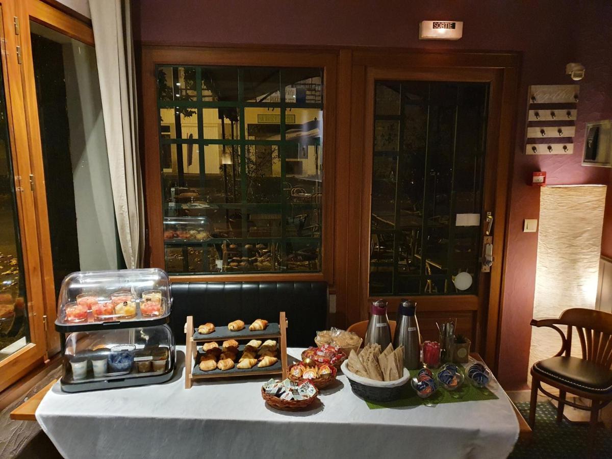 Hotel Restaurant La Promenade Gourdon-en-quercy Exterior foto